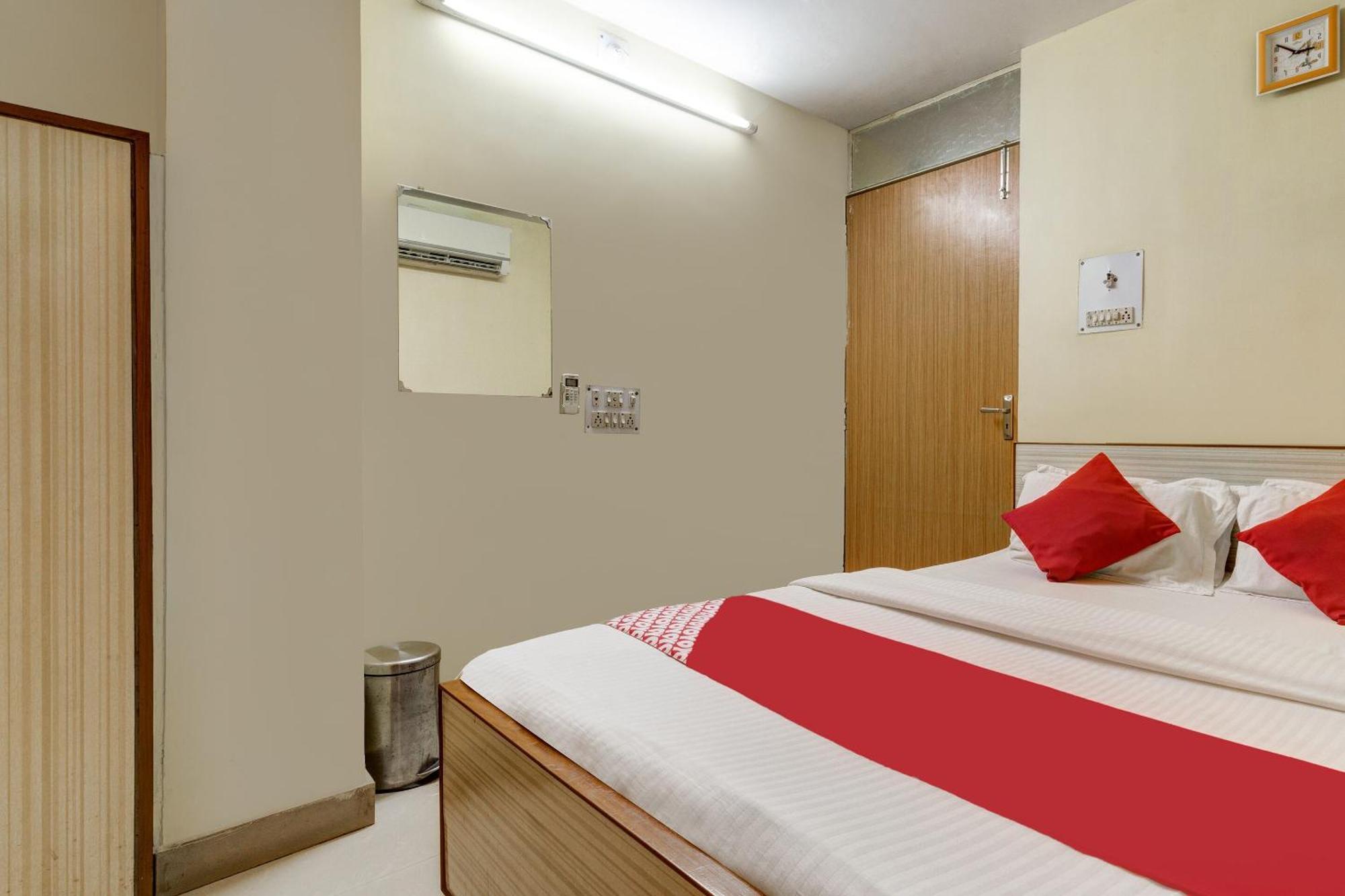 Oyo Hotel Satguru Jamshedpur Εξωτερικό φωτογραφία